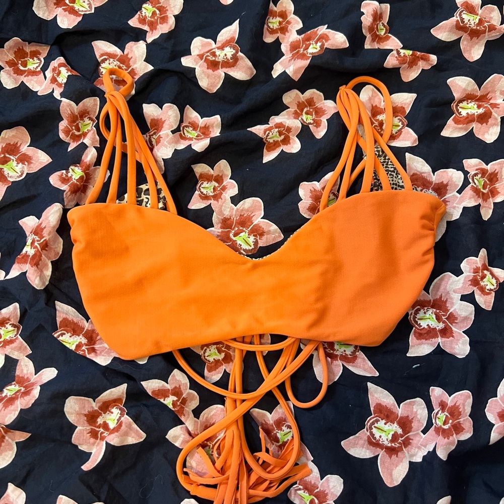 orange acacia bikini top 🍊
